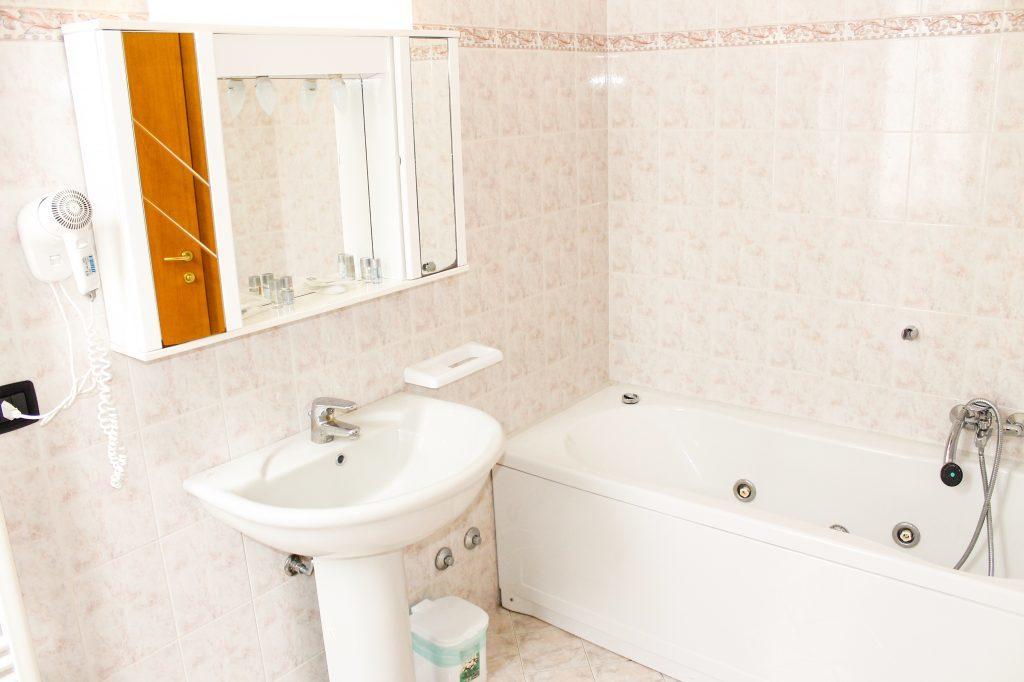 Aquam Albergo Acqui Terme Zewnętrze zdjęcie